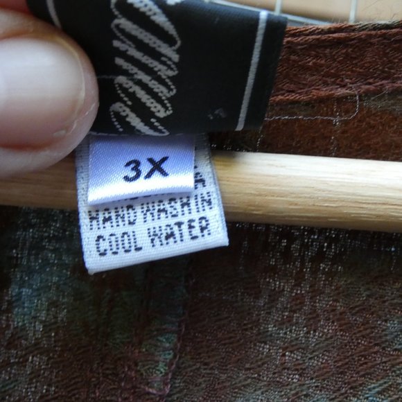 Striking, relaxed and detailed bohemian blouse! - Picture 2 of 11